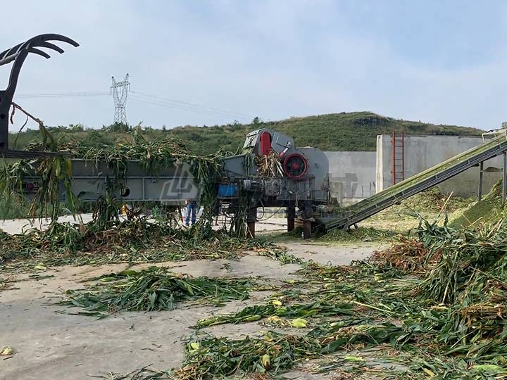 玉米秸（jiē）稈粉碎機